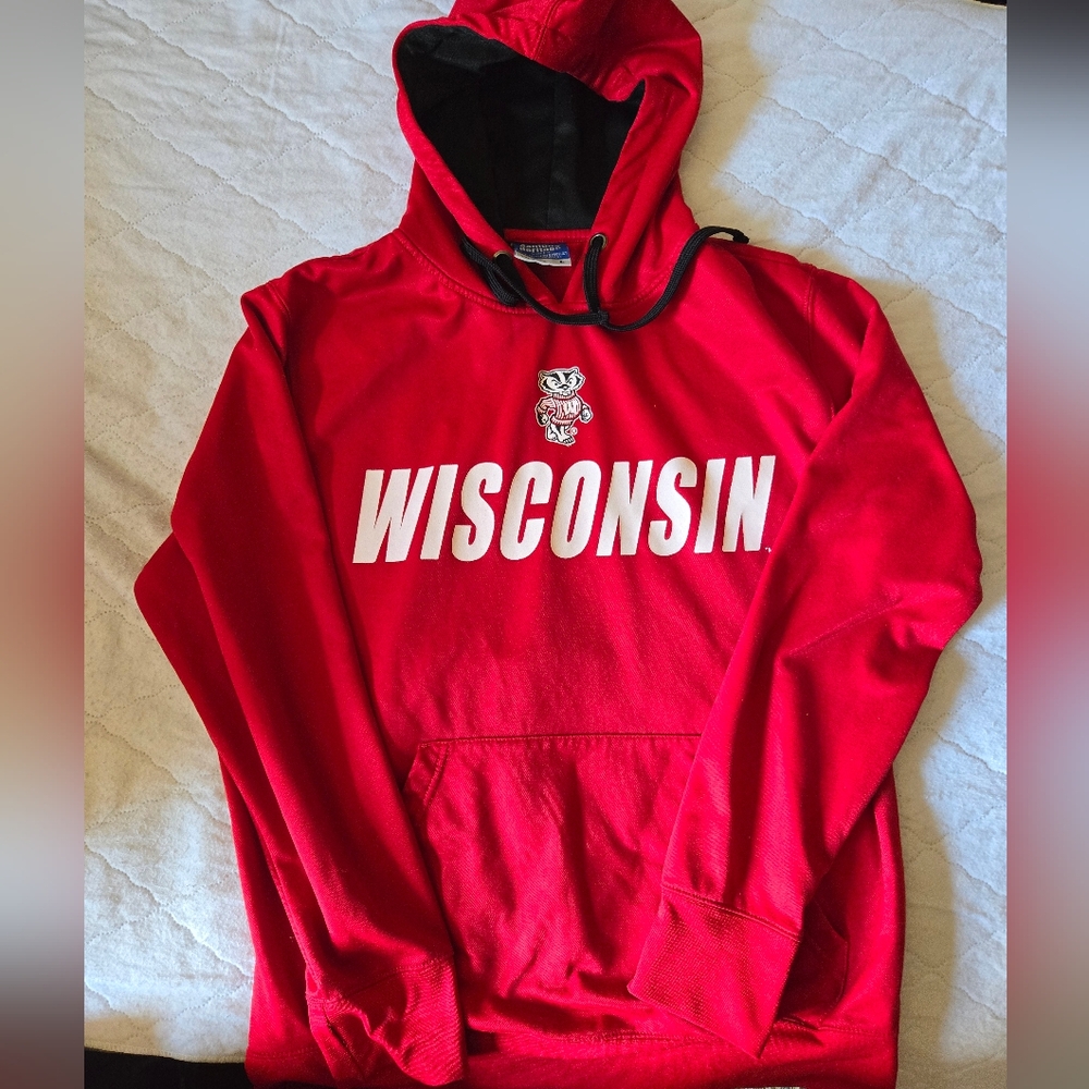 UW Madison Hoodie Size Men's Large